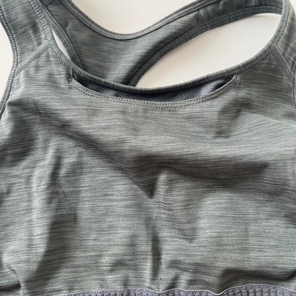 Nike grey dri-fit swoosh sports bra - Picture 8 of 8